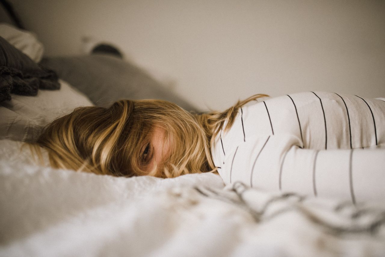Lepszy sen dzięki CBD: wskazówki dotyczące spokojnego snu